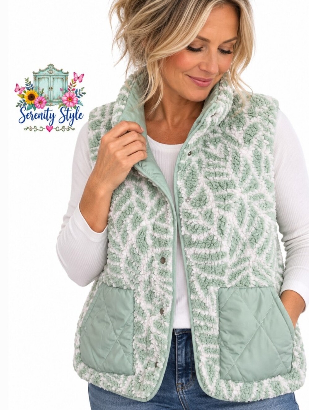 Reel Legends Women’s Medium Reversible Sherpa Fleece Vest Mint Green NWT